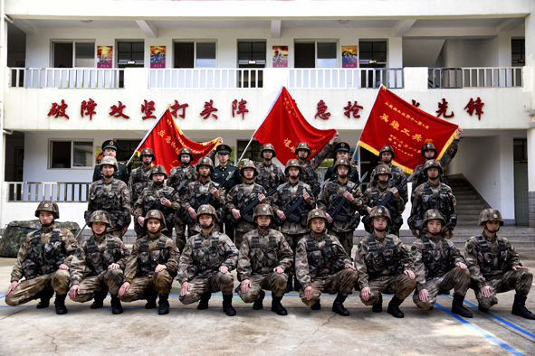 勇立潮头，他们是*破爆**专业的全能战士