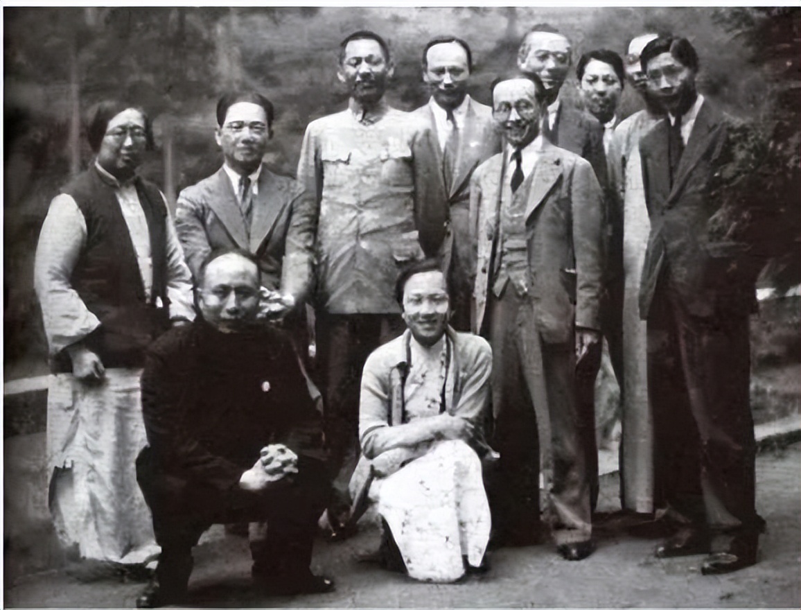 1937年,刺杀蒋介石的华克之来到延安,毛主席说:你不宜留在这里