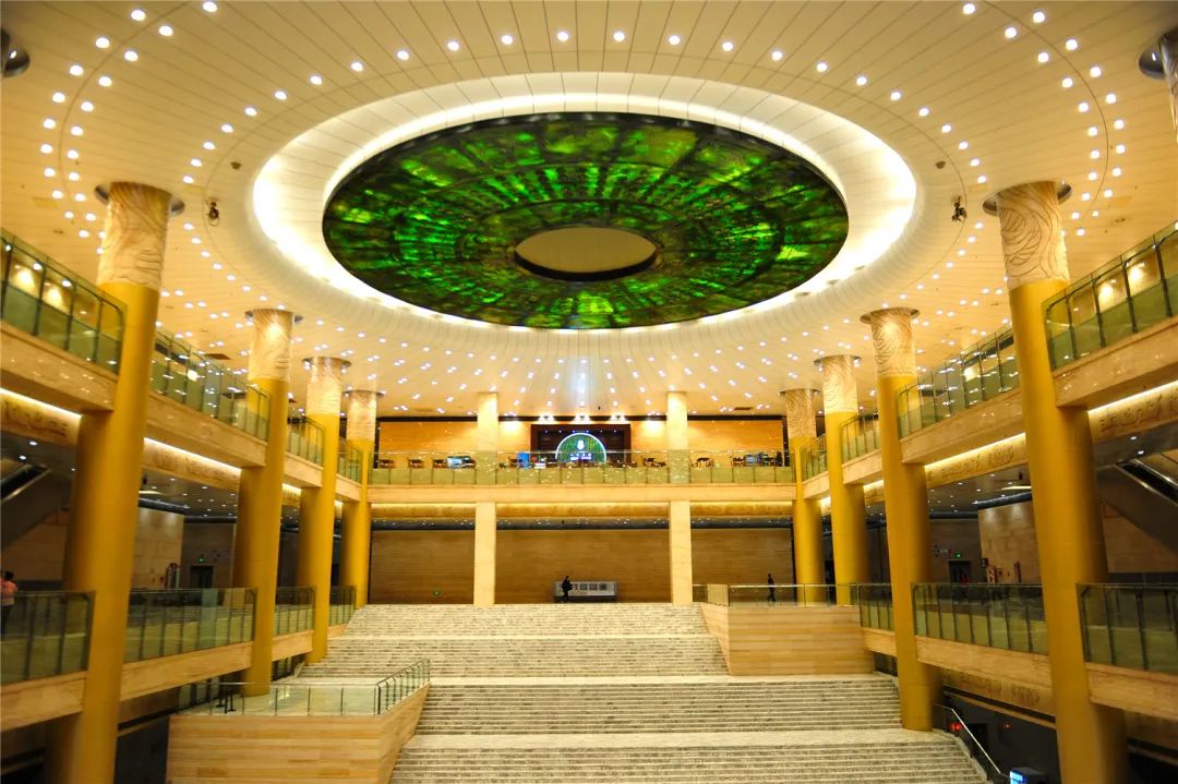 打卡山东博物馆和大明湖,山东博物馆打卡攻略