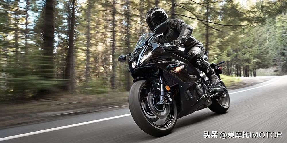 雅马哈发布中量级跑车R7,雅马哈r12999