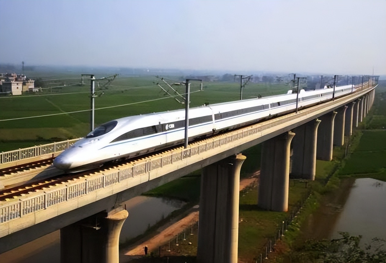 高铁和动车有什么区别终于明白了,高铁和动车有什么区别简单回答