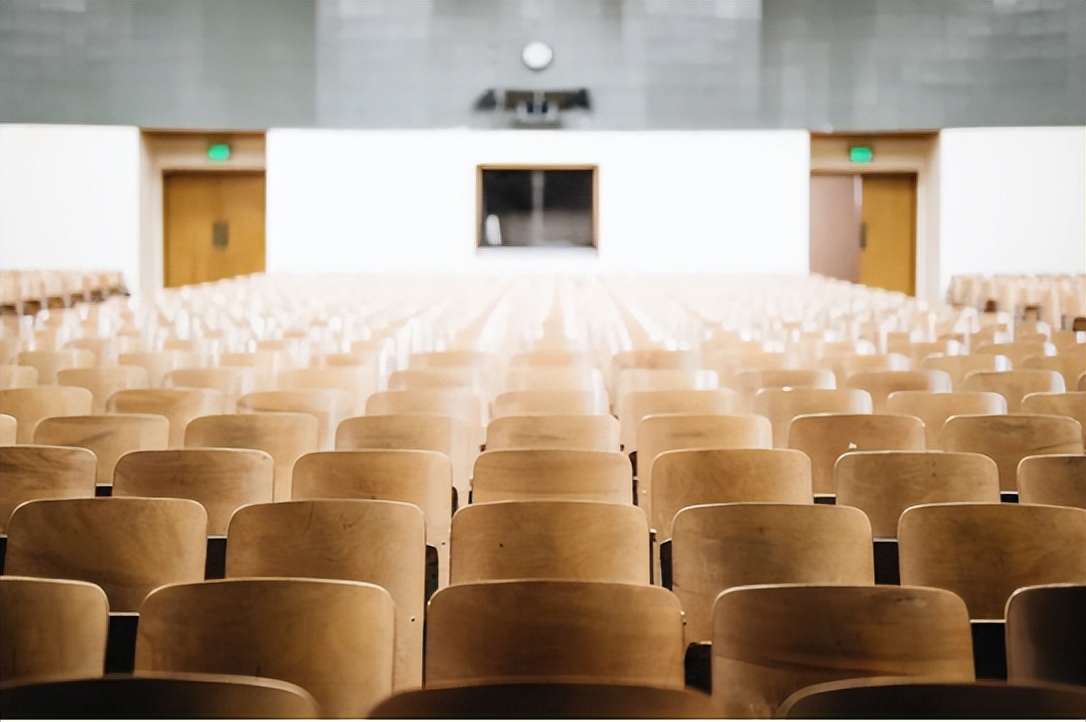 赴美留学指南一览表,留学美国行前准备物品