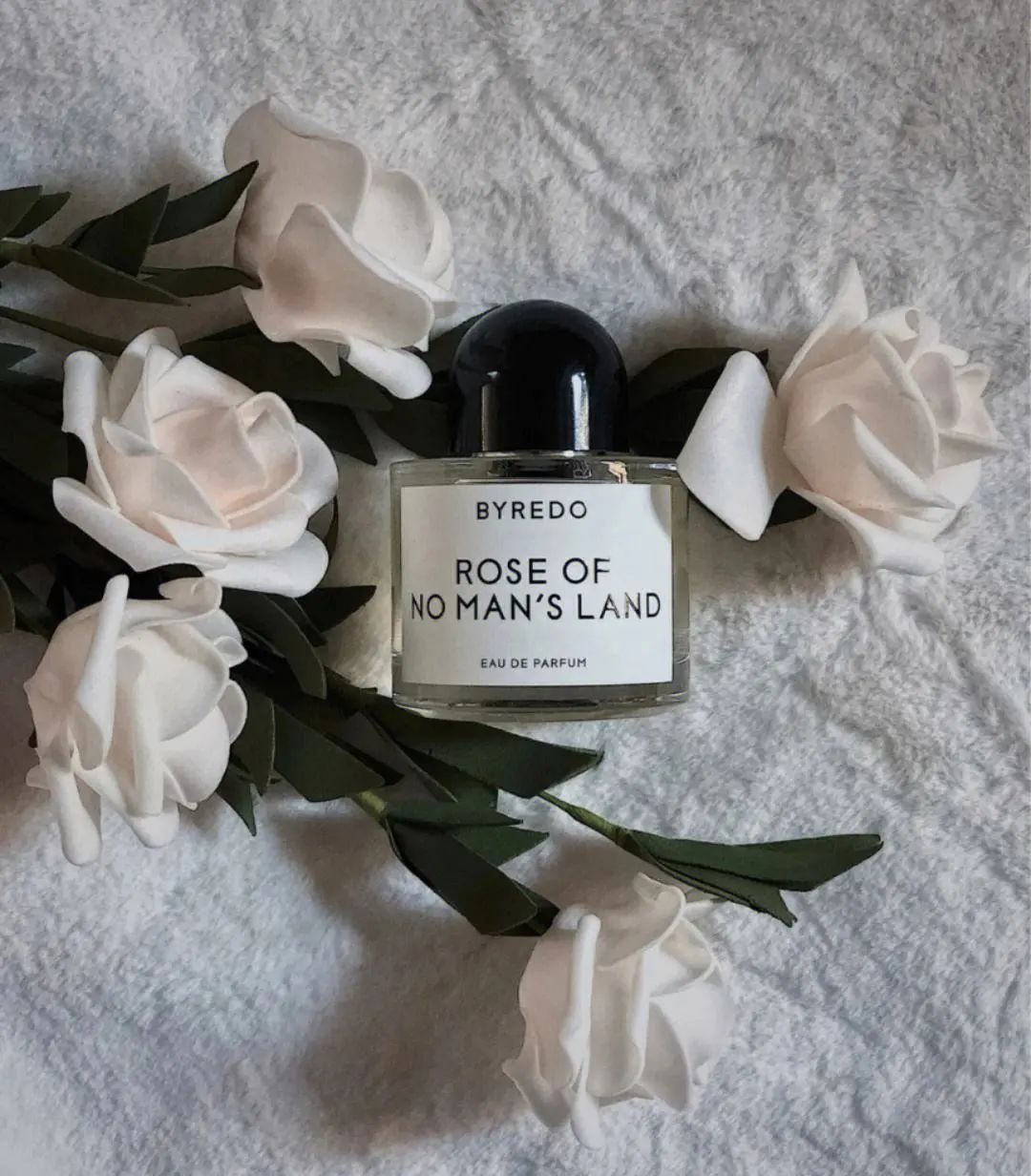 女生大牌香水推荐留香持久木质,女孩公认10大好闻的淡雅香水推荐