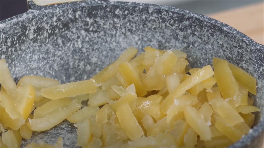 咳嗽吃什么润喉糖胖大海,咳嗽吃油甘果的功效与作用