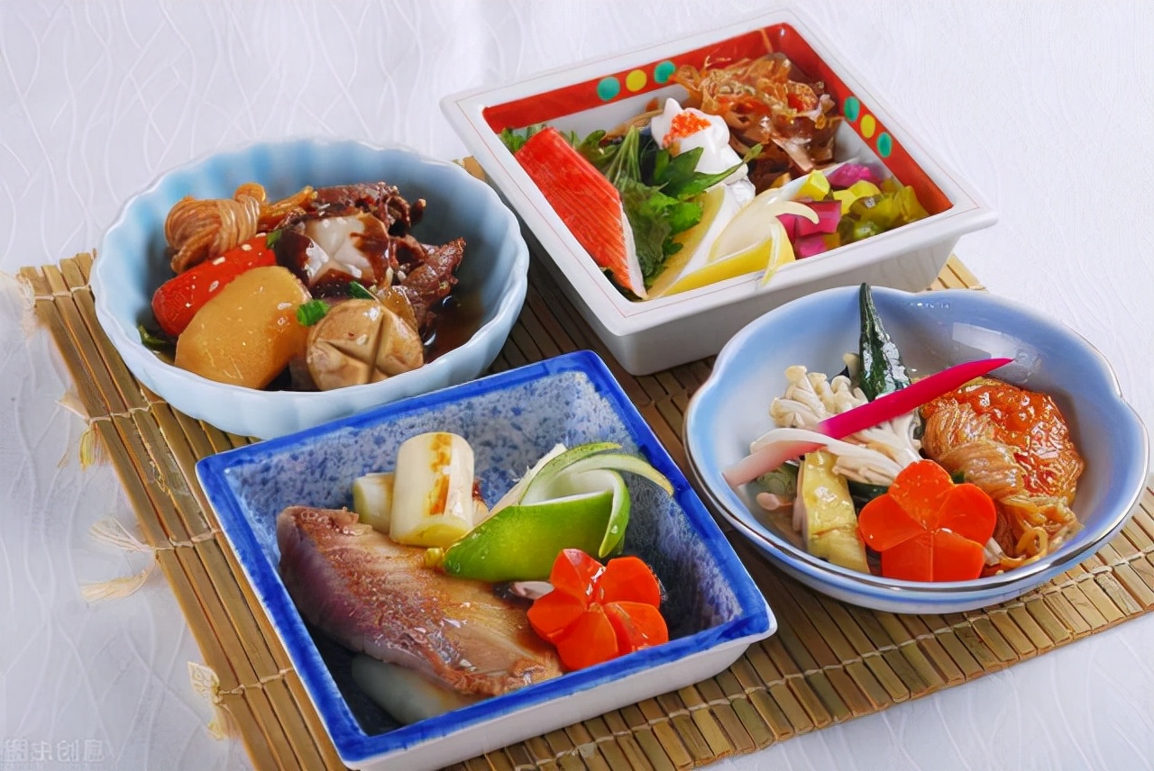 什么时候吃晚饭更利于减肥,减肥控制体重早中晚餐