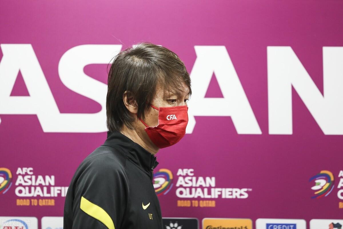 国足前主帅被带走调查超1个月，三人落网！李铁事件全盘整理如下