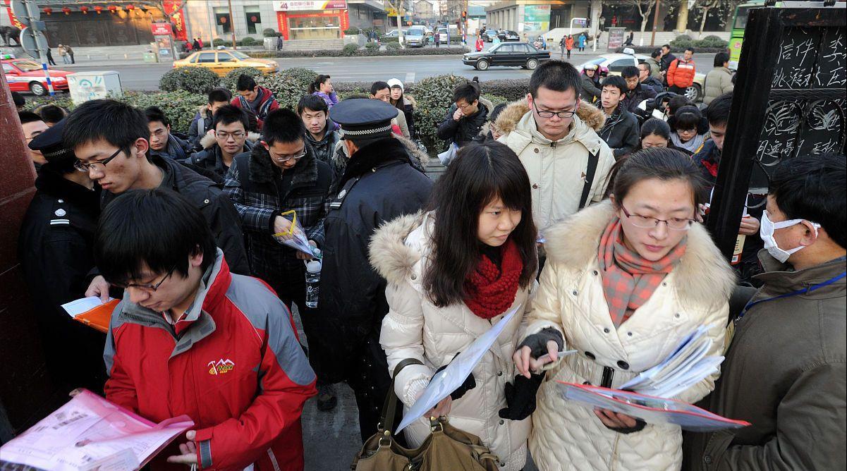 考研英语阅读翻译出来都看不懂,考研英语阅读读懂了但是选不对