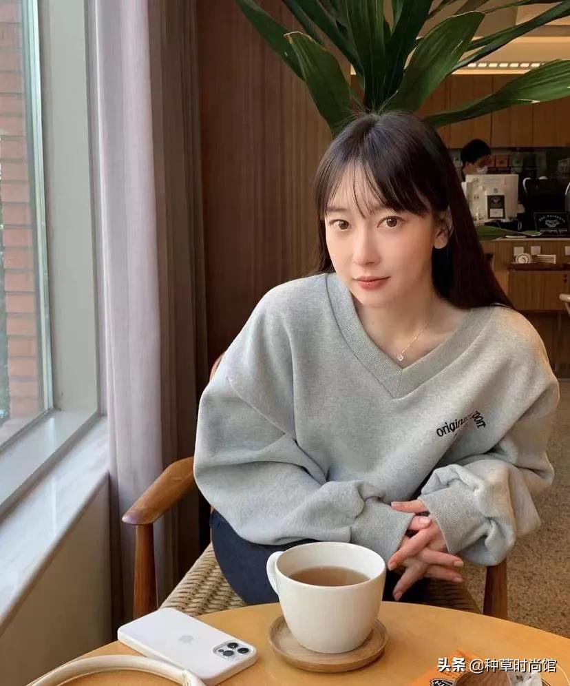 卫衣穿腻了2020年这4件外套更高级,今春卫衣正当红要穿就挑这五款