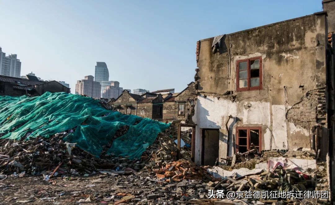 房屋被认定违建怎么诉讼,房屋被认定违建遭遇强拆怎么办