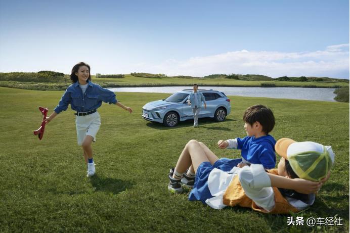 合资大厂放大招，别克E5：20.89万起售，新势力还有活路吗？