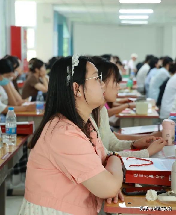 共筑教育梦想,共筑特色教育梦想