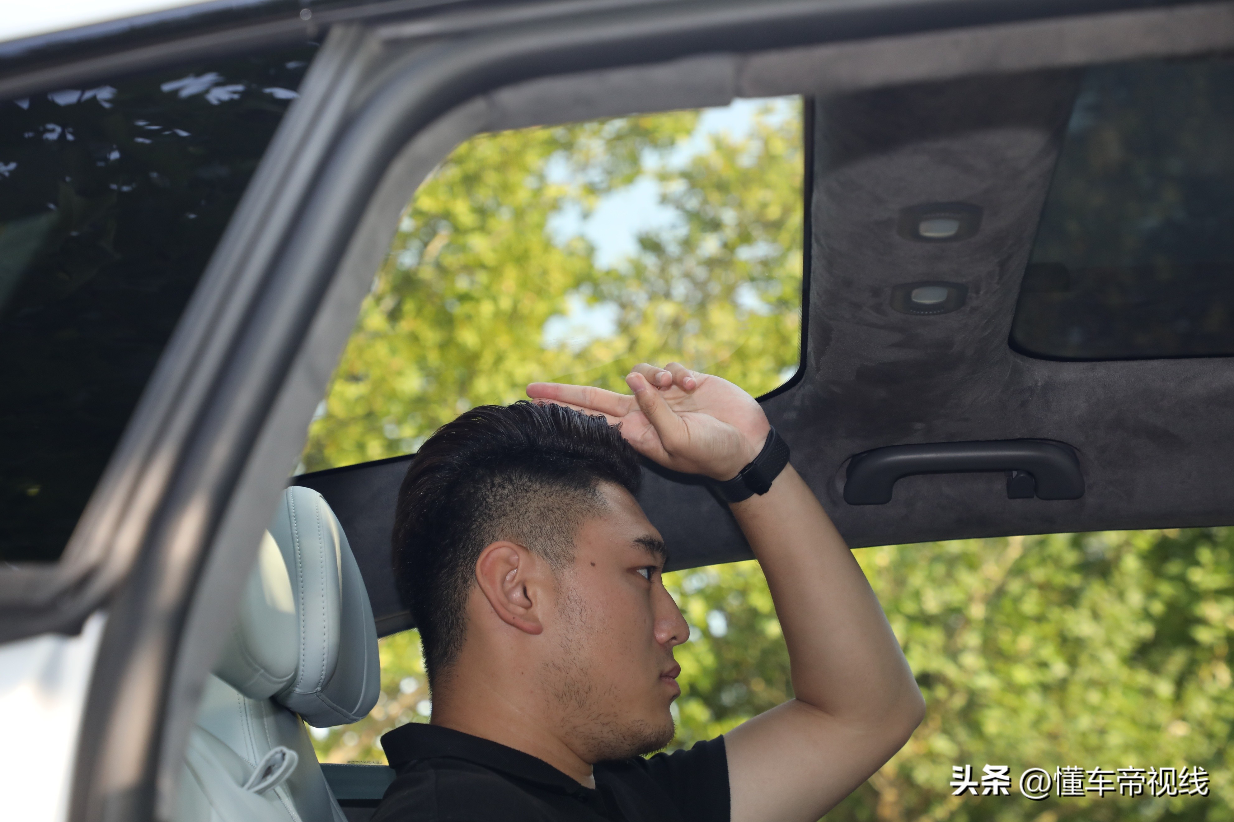 零跑c01的最新试驾视频,试驾零跑c01四驱高性能版