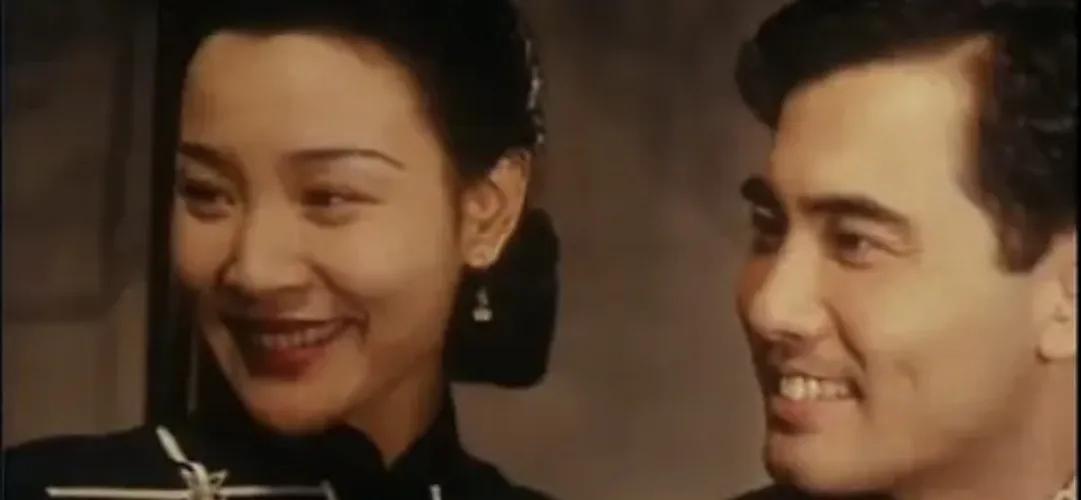 红玫瑰与白玫瑰低到尘埃里的爱情,红玫瑰白玫瑰都是心头的刺