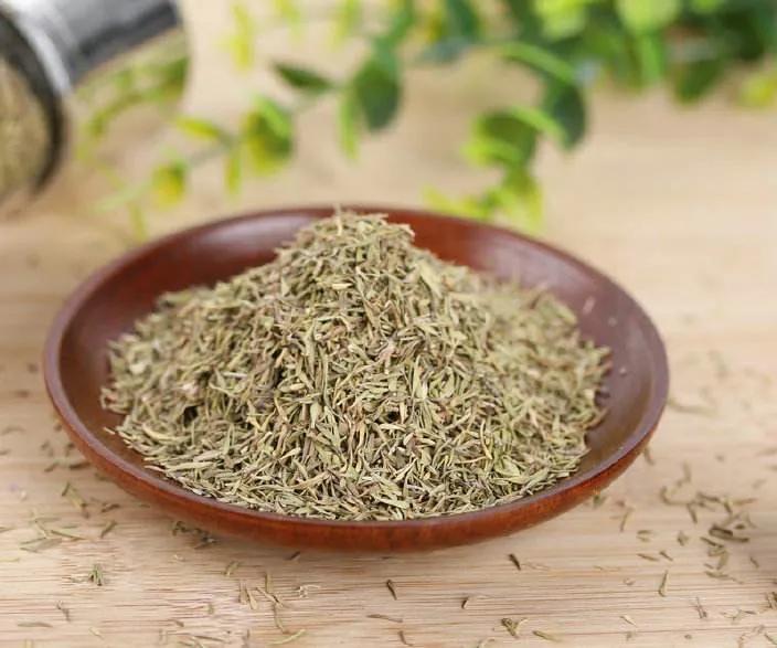 炖羊肉的正确方法与配料,炖羊肉只需三样料汤鲜肉香没膻味