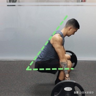 硬拉怎么练腿,硬拉练腿的标准动作