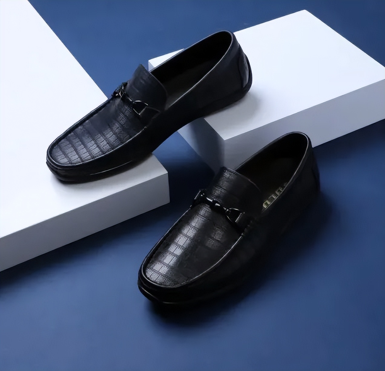 VOLO犀牛休闲豆豆鞋,犀牛女士百搭鞋