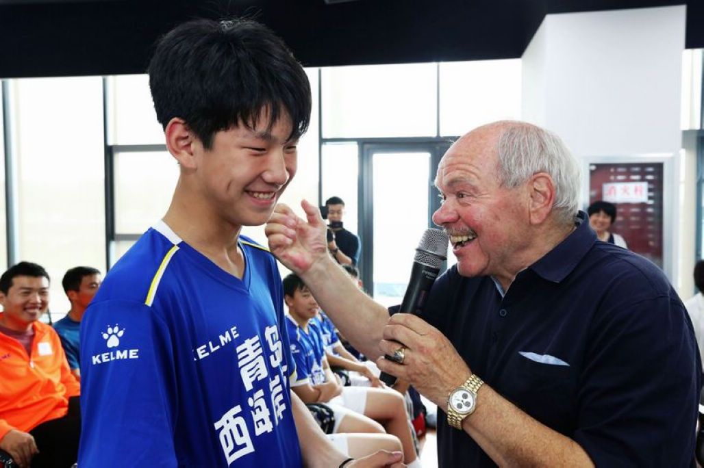 施拉普纳谈中国男足,中国足球外教施拉普纳