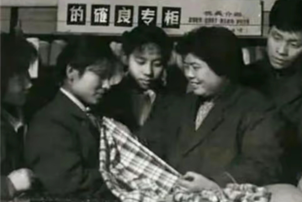 那些年父母那辈人用到的日用品，全都见过或者用过，已不再年轻