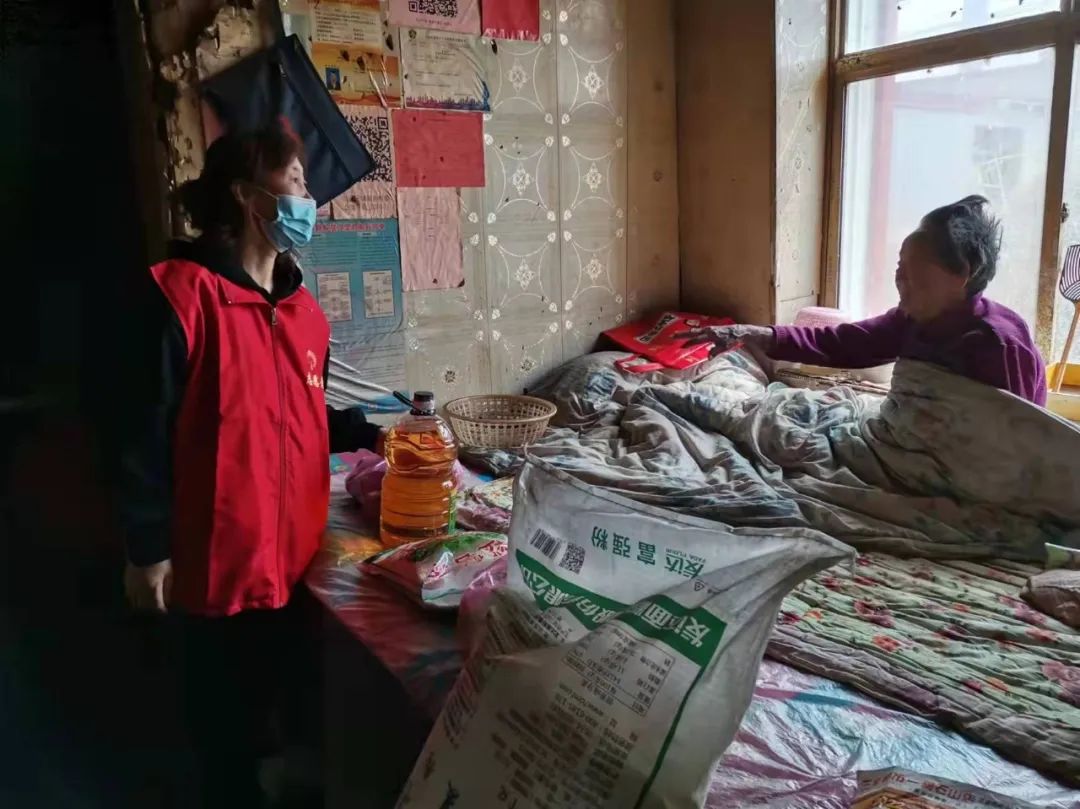 无棣县高井村支书张文滨当起“代购员”贴工又贴钱