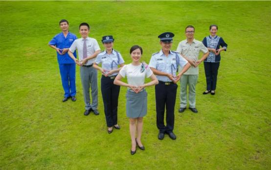 想要一个完整的家为什么这么难,想要一个充满爱的家有那么难吗