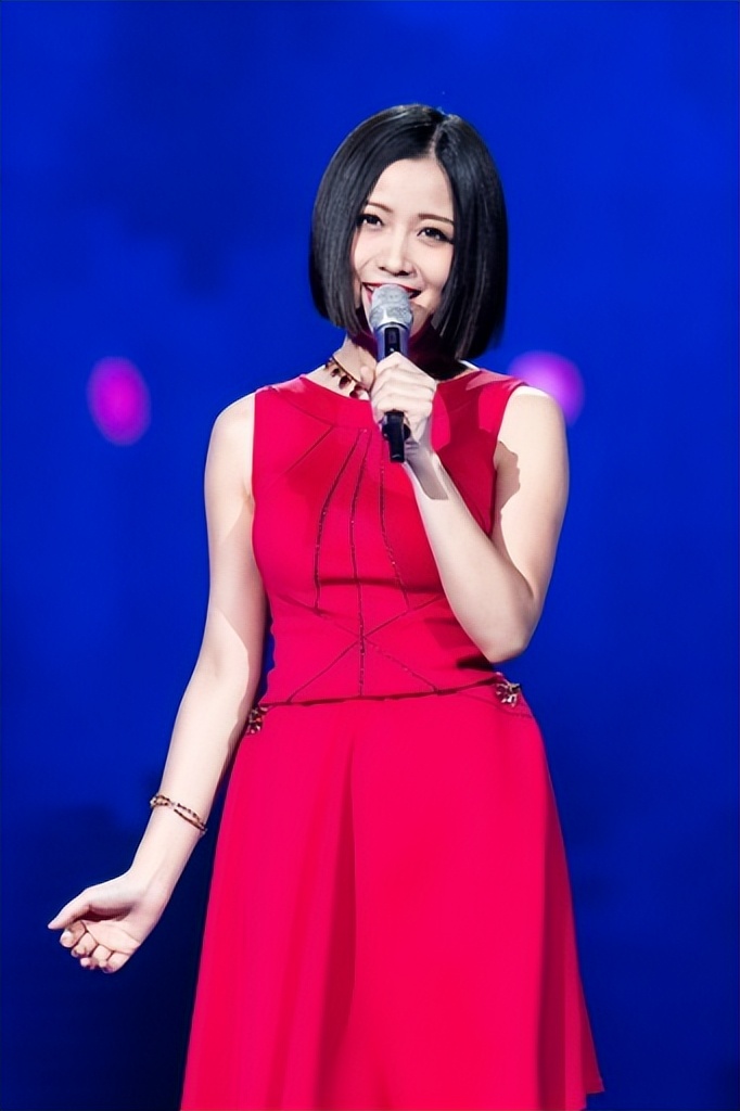 姚贝娜春晚现场,姚贝娜有哪三次上春晚