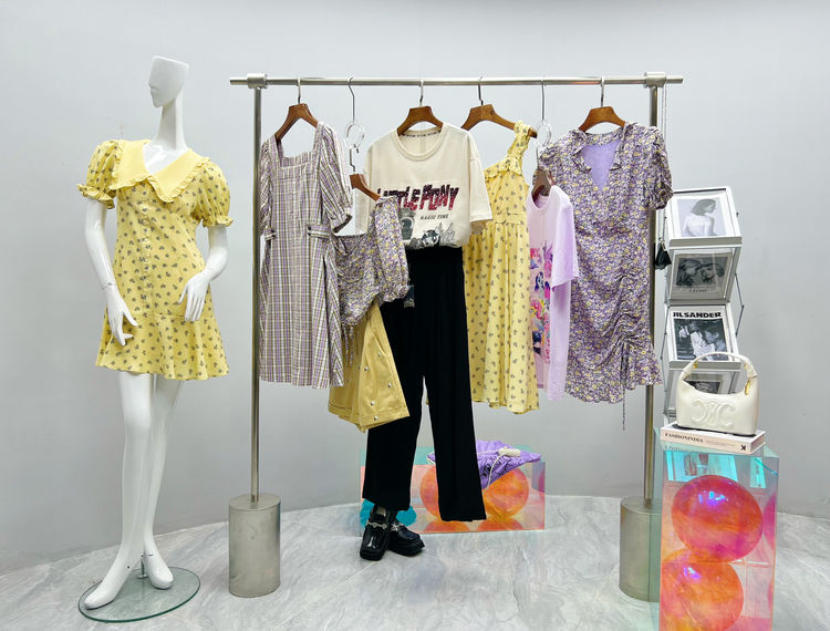 ledin乐町套装裙,ledin乐町黑裙