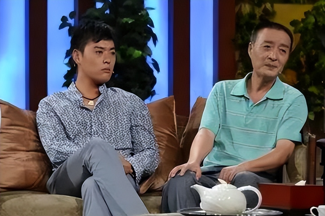 张桐获飞天奖视帝,张桐被评为影帝视频