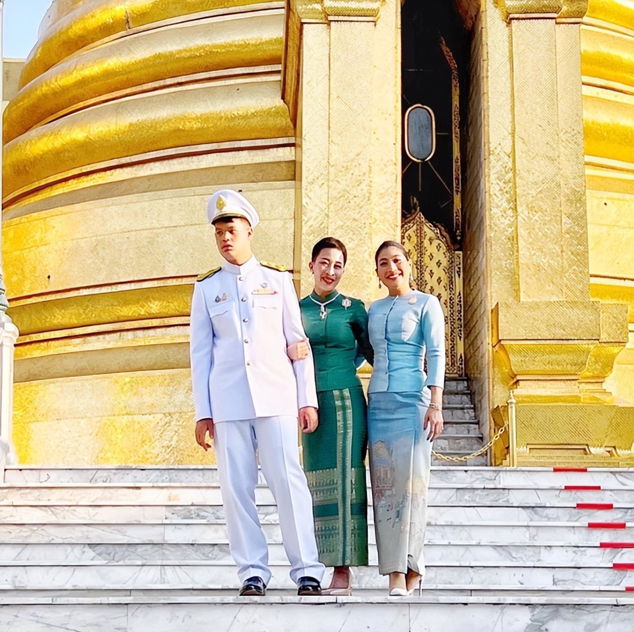 泰国提帮功王子18岁生日情况,泰王14岁提帮功难当大任