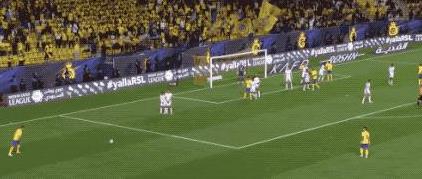 c罗天神下凡上演沙特首个大四喜,c罗2传1射率队三连胜生涯第850球