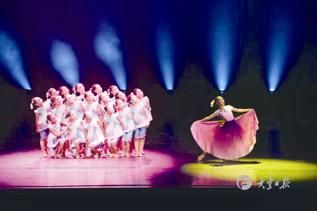 江苏盐城大丰：心有多大舞台就有多大舞蹈《妈妈的花摆裙》创作历程