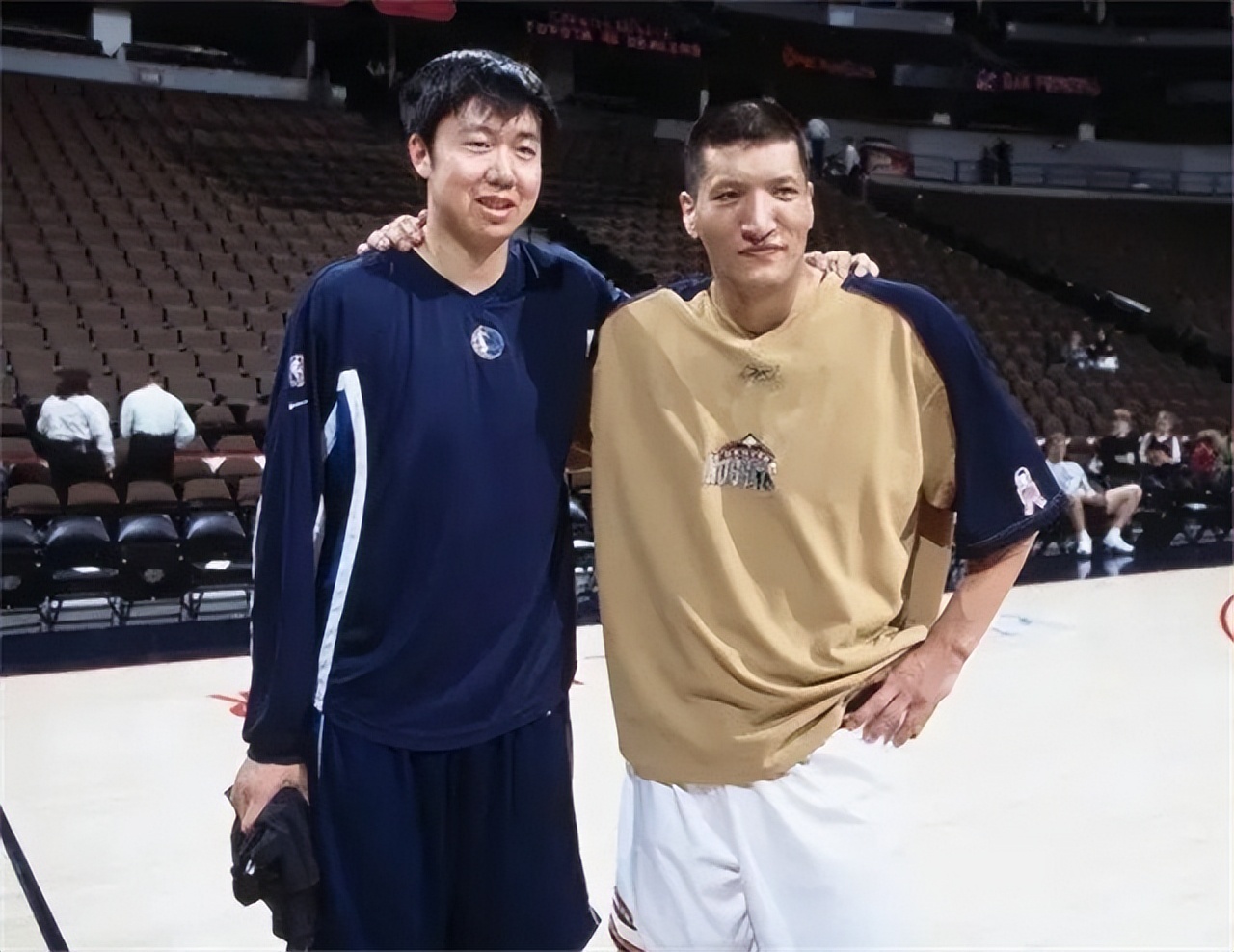 篮球巨星巴特尔：退役7年后，体形消瘦令人心疼，如今投身公益