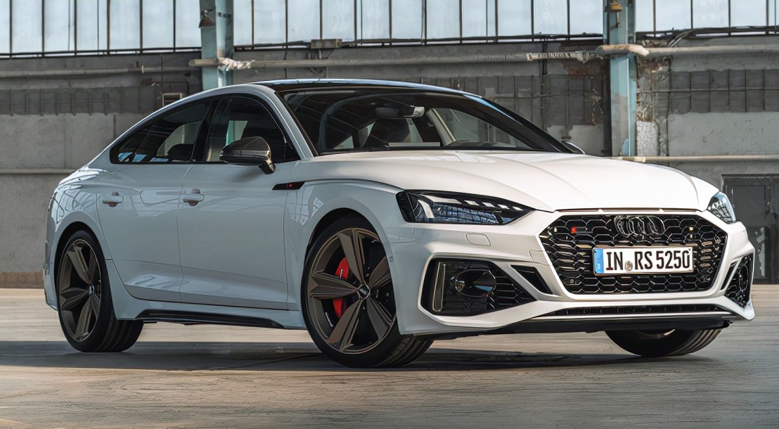 奥迪rs5sportback测评,奥迪rs5sportback什么颜色最好看