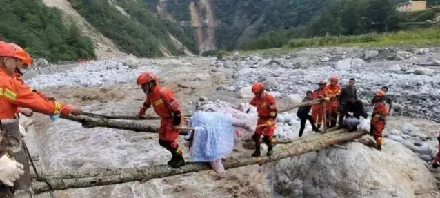 泸定县地震网红捐款信息,四川泸定地震灾区生活恢复