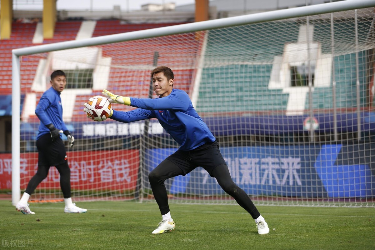 曝萨尔科新赛季继续执教河南队,2023年河南队13号球员