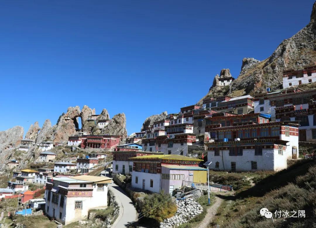 自驾西藏317之孜珠寺,317进藏走萨普神山