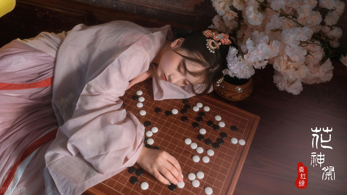 故事：她是卑微马奴之女，怀龙嗣享尽盛宠，却在孕五月时自请离宫