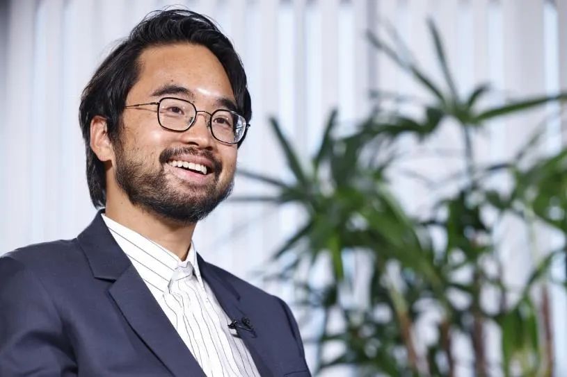 拆局！周大福350亿收购新创建，抽丝剥茧，郑氏家族仅为私有化？