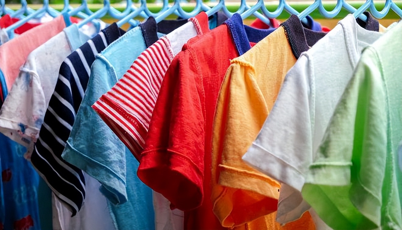 人民日报辨别致癌物超标衣服,毒衣服致癌的问题和建议