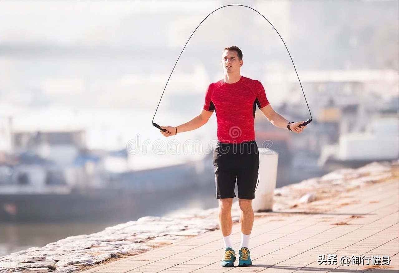 正确的跳绳能长高,怎样跳绳后脚不会变粗