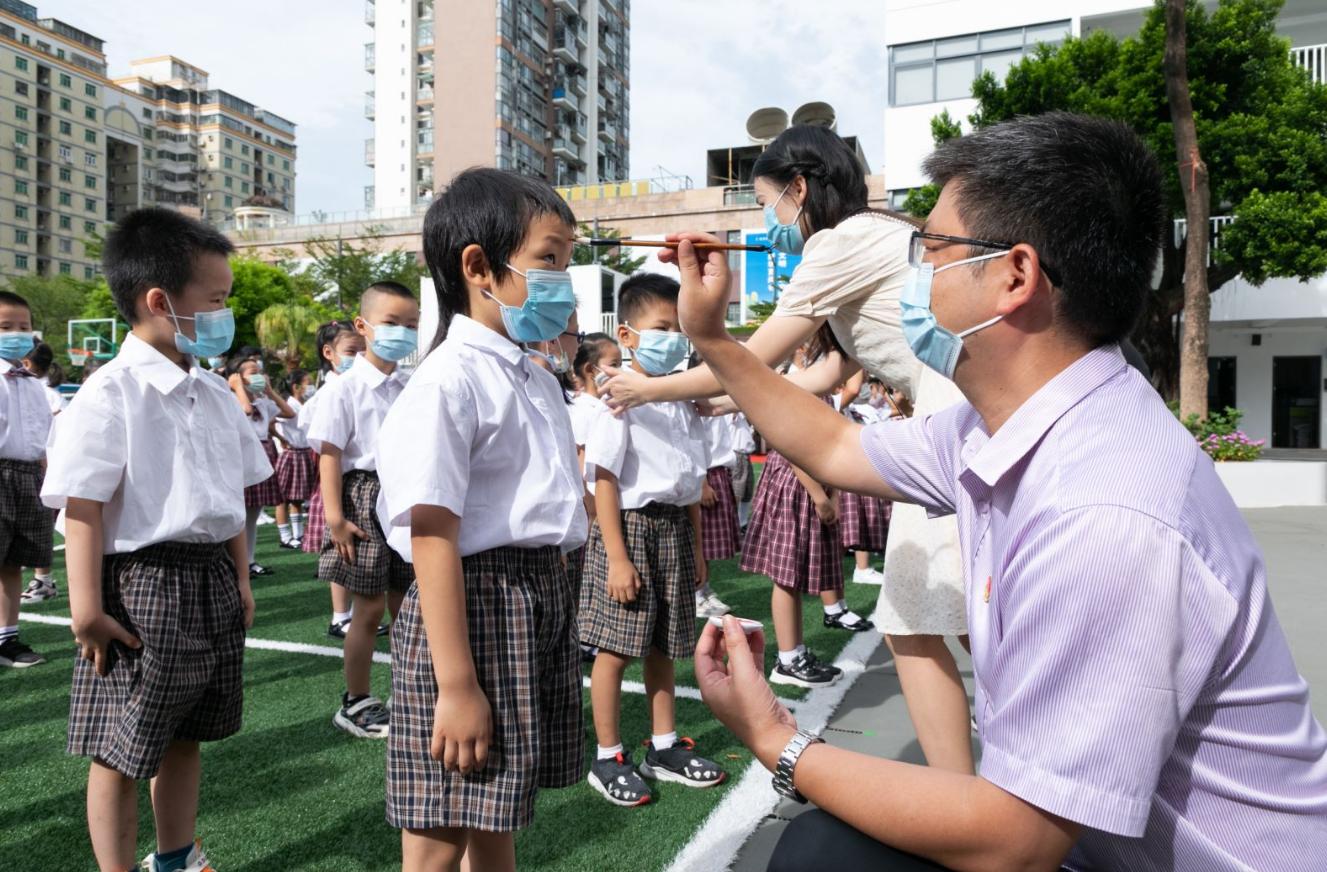 两年内，从“城中村小”迈向精品学校！深圳罗湖这所老校是咋做到的？