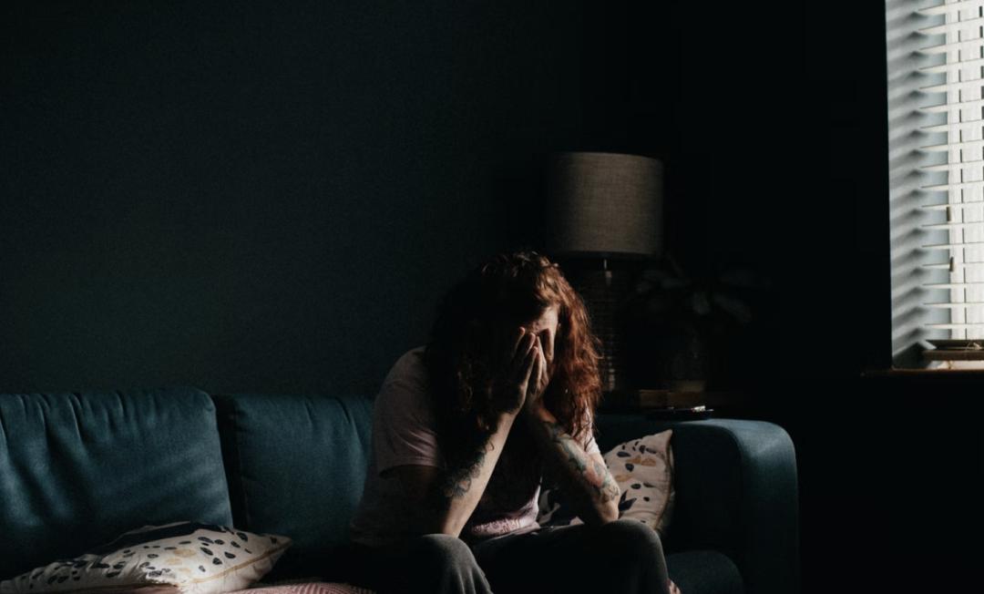 原生家庭不好心理有问题怎么办,原生家庭感情不好自卑怎么办