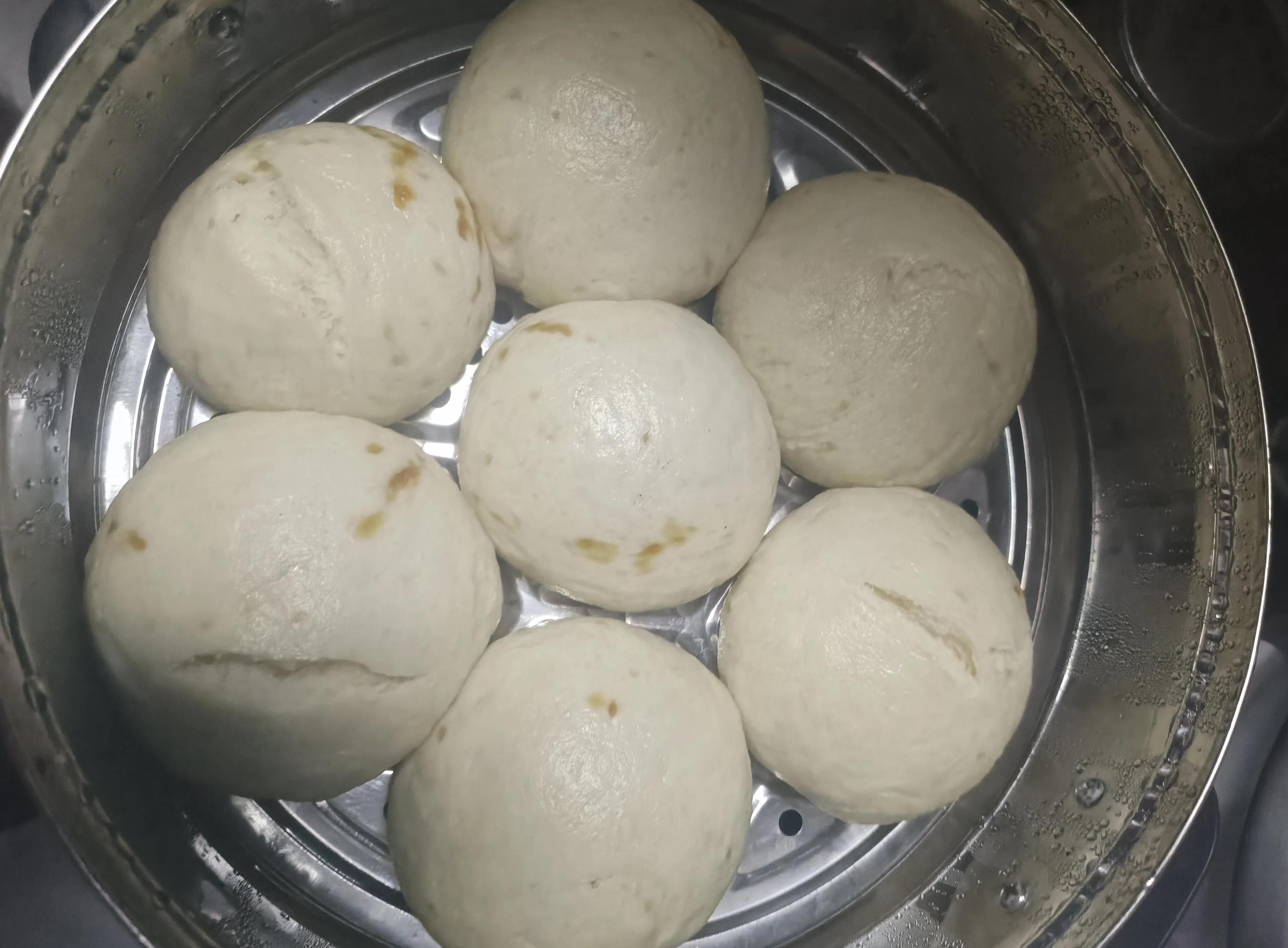 蒸馒头是门技术活,蒸馒头拥有30年的技术和经验