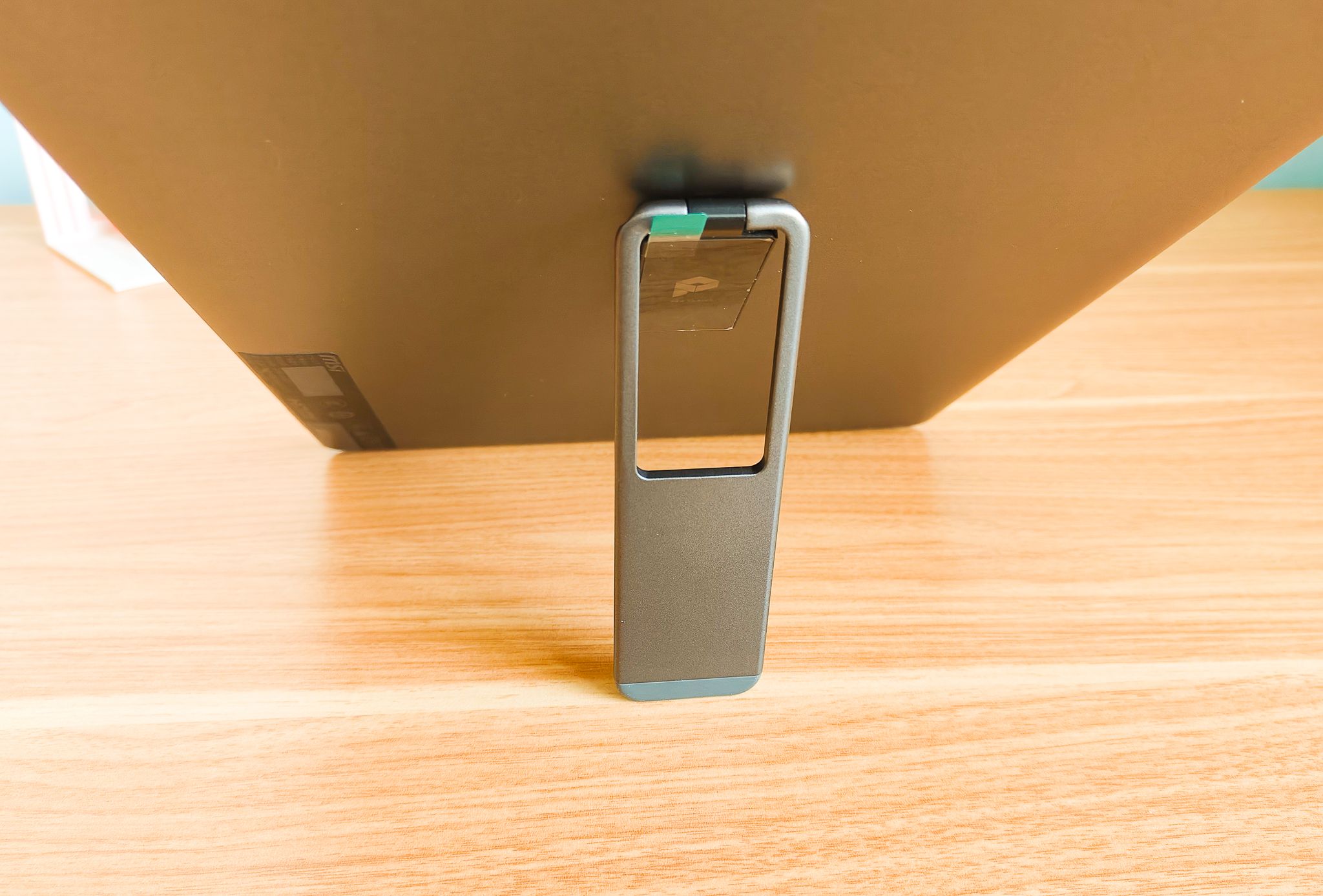 微星便携式显示器,微星便携显示器评测