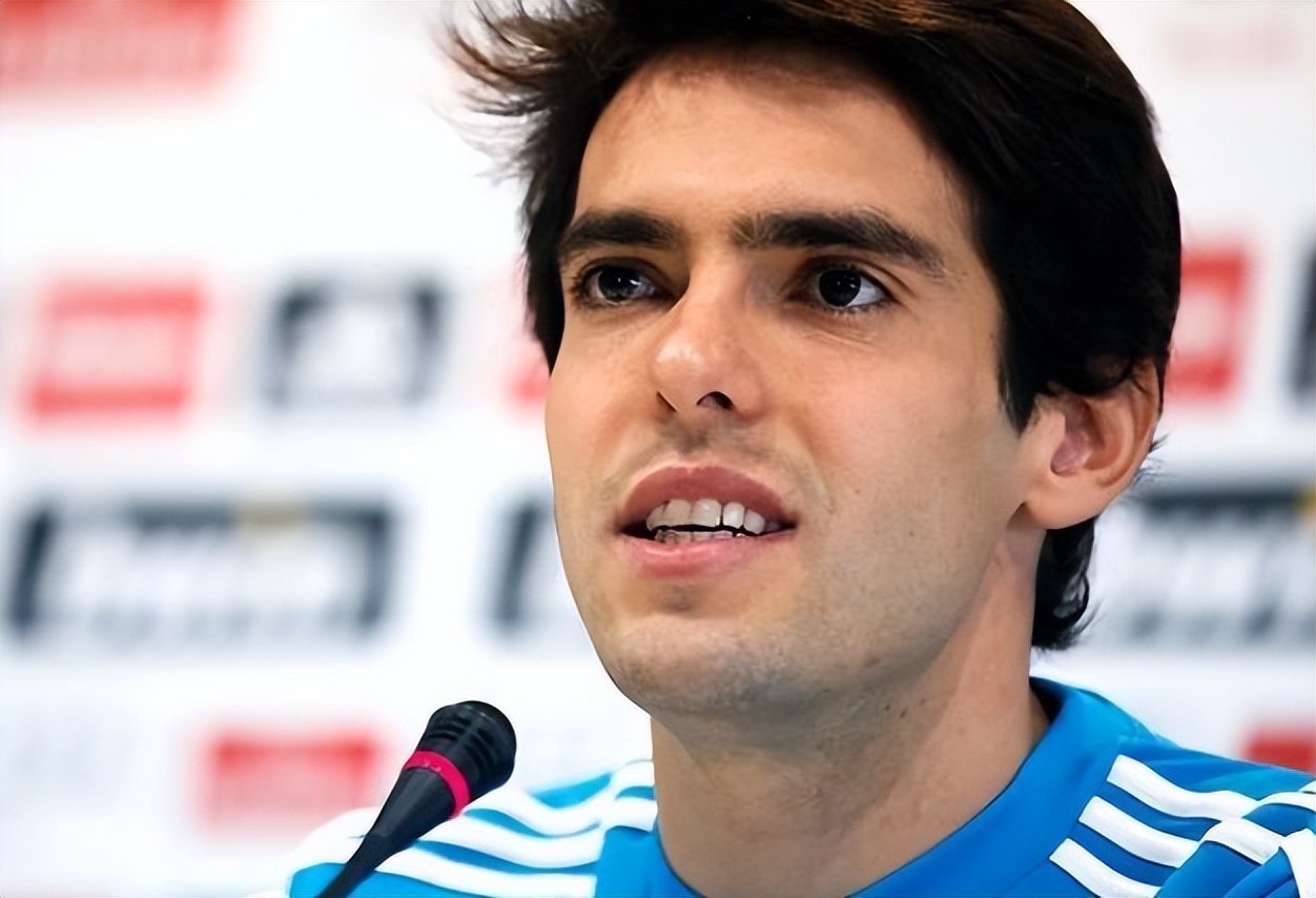 2017年卡卡婚姻现状,卡卡前妻卡洛琳再婚生孩子了吗