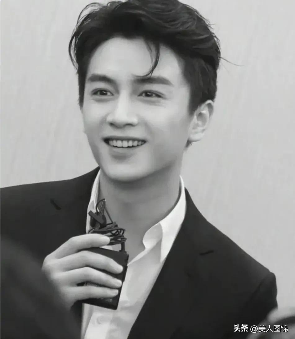 台湾女神级女星陈妍希,校园女神陈妍希