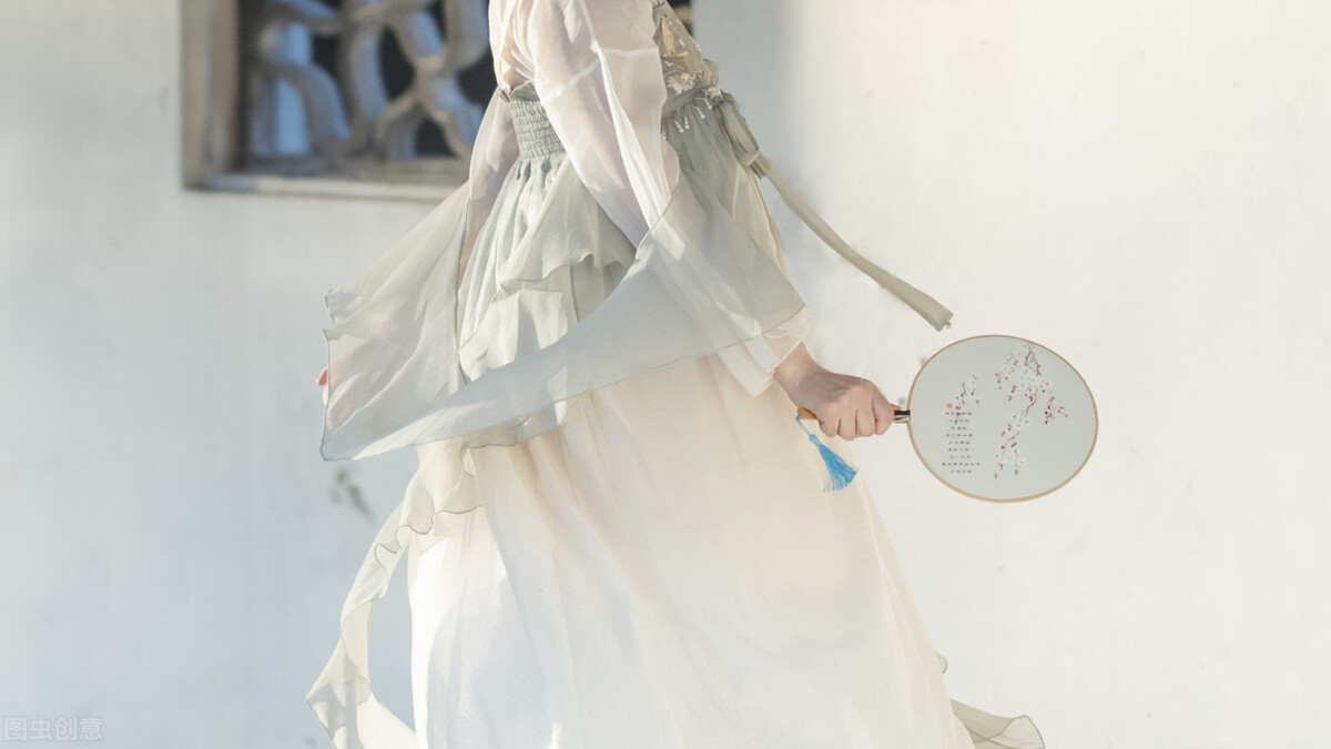 推荐几个清新脱俗的女孩名字,女生名字文艺而有韵味的四个字