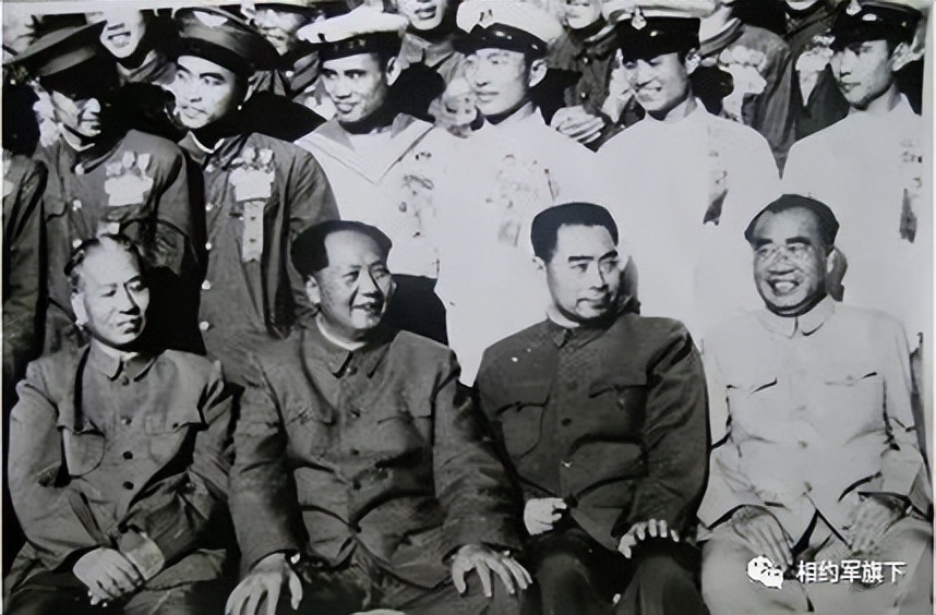 戴逵贤：两代人的情怀——我眼中的海航四师子女与他们的父辈