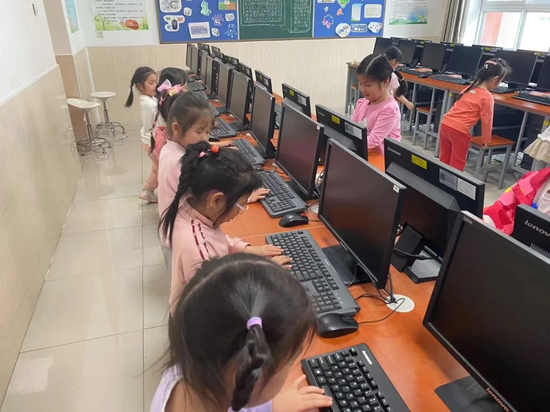 桥山幼儿园开展幼小衔接活动,幼儿园中班幼小衔接教学活动