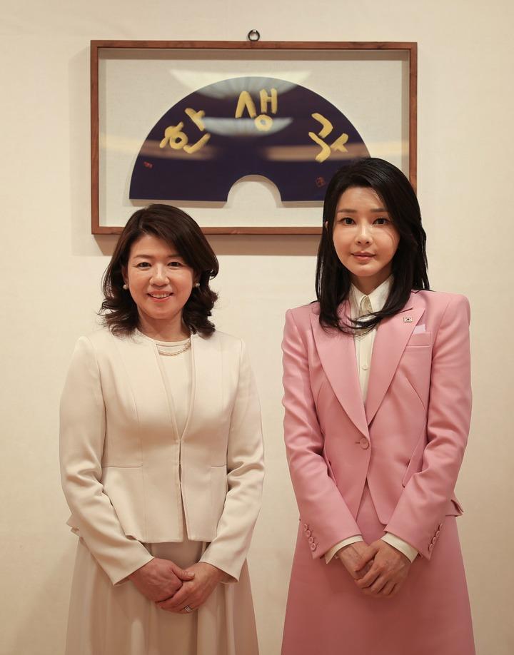 韩国第一夫人访美造型,韩国第一夫人生活装