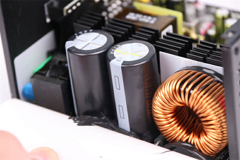 ATX3.0电源新选择,十年保固会自动除尘,安耐美GX1200DF装机体验